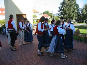 Děkovná bohoslužba za úrodu - srpen 2004