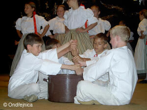 Folklorní soubor Ondřejnica