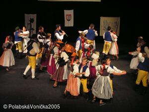 Folklorní festival Polabská Vonička