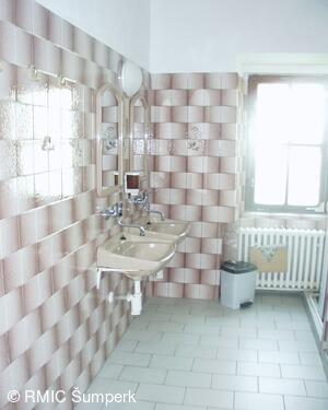 DOMOV MLÁDEŽE STŘEDNÍ ZDRAVOTNICKÉ ŠKOLY V ŠUMPERKU