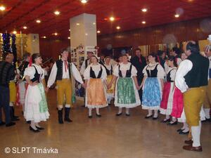 Trnávka, soubor lidových písní a tanců