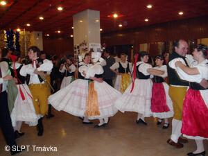 Trnávka, soubor lidových písní a tanců