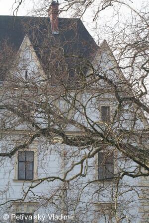 Bartošovický zámek