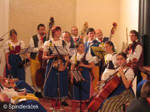 Špindleráček, folklorní soubor