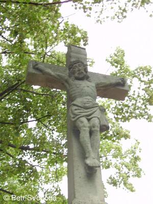 Kříž u cesty do Nejdku