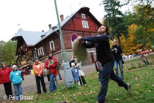 Perníkiáda 2009 - Mlynářský vrh pytlem do dálky