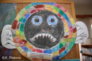 Duhový pavouk, Erika Brišová