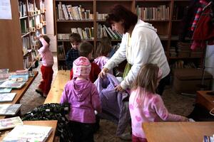 Obecní knihovna v Petřvaldě - knihovna, kde jste doma!