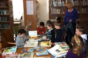 Obecní knihovna v Petřvaldě - knihovna, kde jste doma!