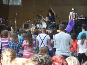 * Z DĚNÍ VE MĚSTĚ