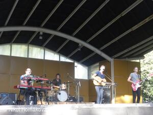 * Z DĚNÍ VE MĚSTĚ