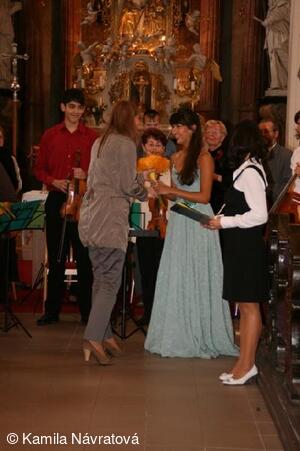 * Z DĚNÍ VE MĚSTĚ